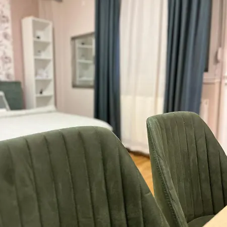 Downtown Studio Νόβι Σαντ Εξωτερικό φωτογραφία