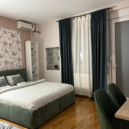 Downtown Studio Νόβι Σαντ Εξωτερικό φωτογραφία